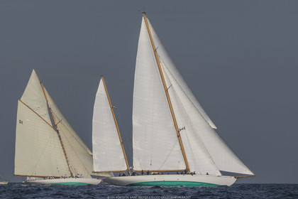 01 10 2019, Saint-Tropez (FRA,83), Les Voiles de Saint-Tropez 2019, day 2, Sumurun et Mariska