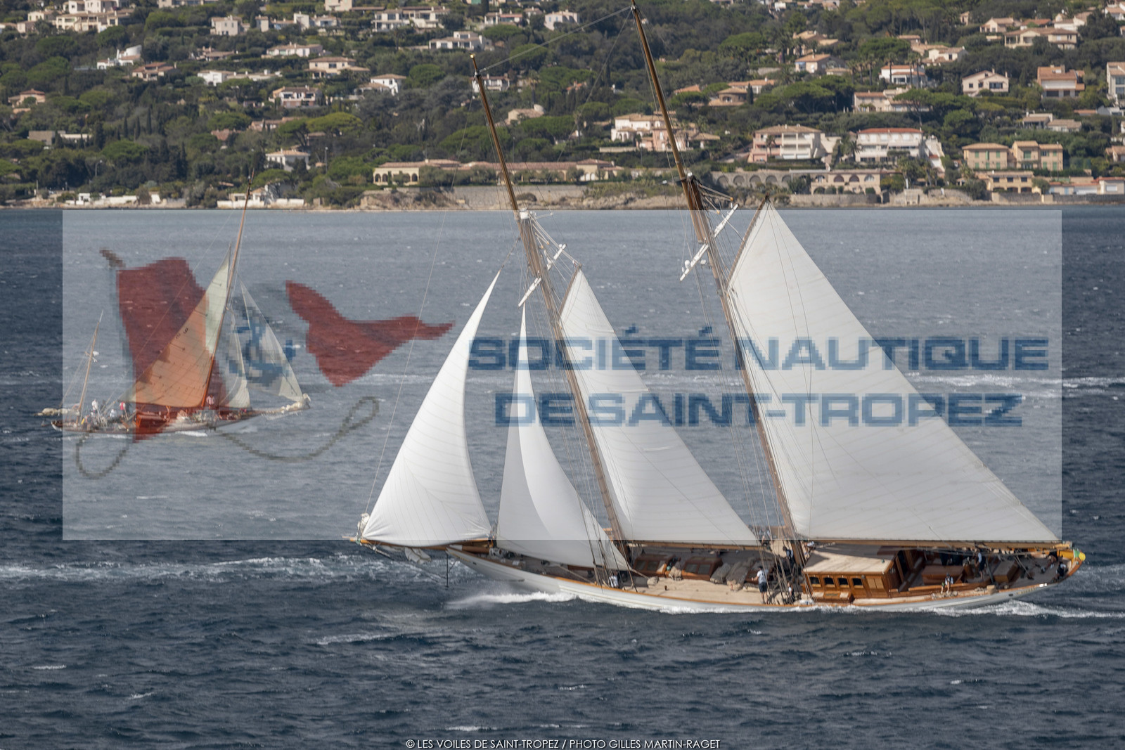 28 09 2022? Saint-Tropez,(FRA,83), Les Voiles de Saint-Tropez 2022 Régate N° 2 poup les modernes, navigation libre pour les grandes goélettes