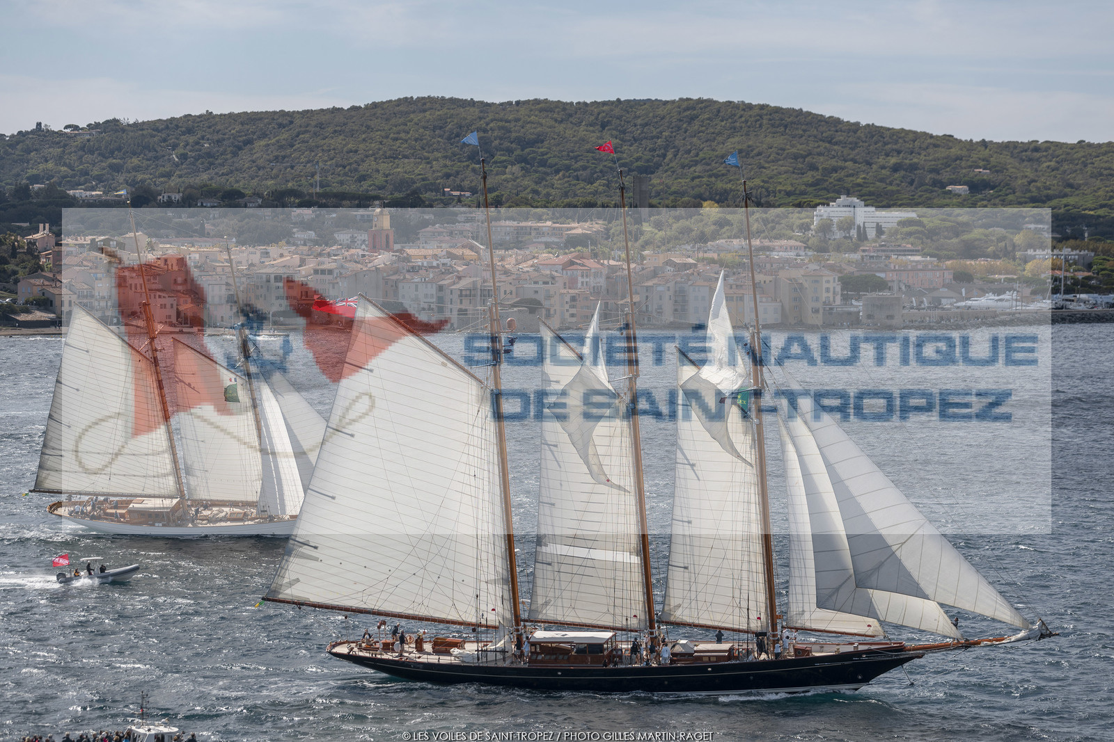 28 09 2022? Saint-Tropez,(FRA,83), Les Voiles de Saint-Tropez 2022 Régate N° 2 poup les modernes, navigation libre pour les grandes goélettes